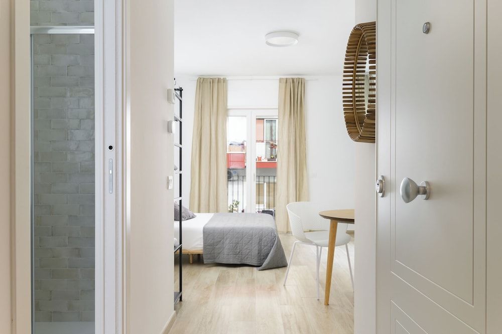 Economy Studio, 1 Bedroom (Apartment)
