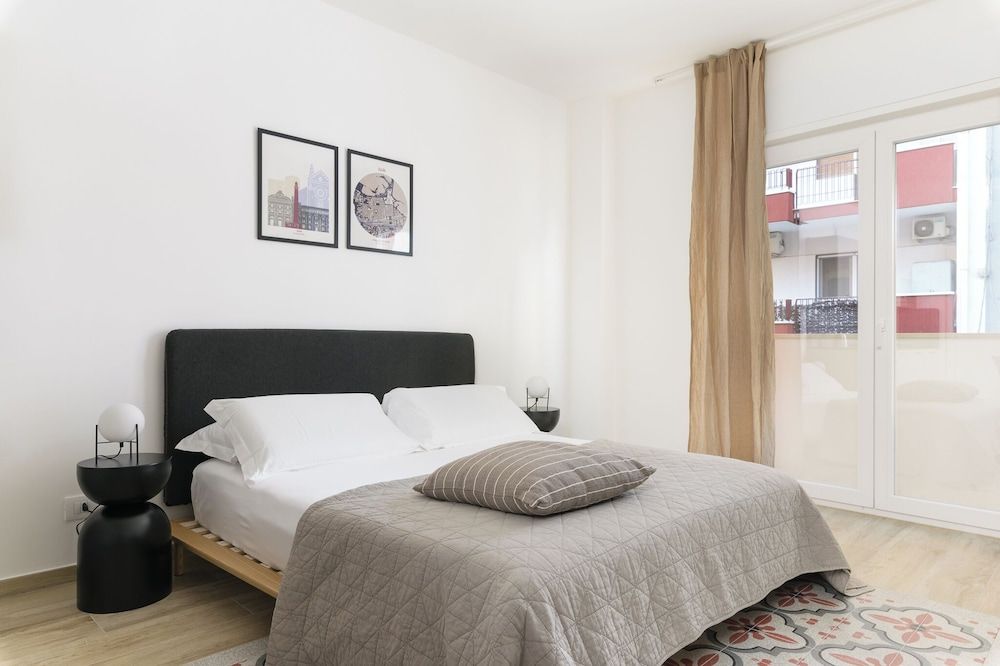 Studio, 1 Bedroom (Apartment)