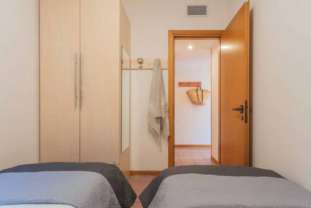 Apartment (2 Bedrooms)