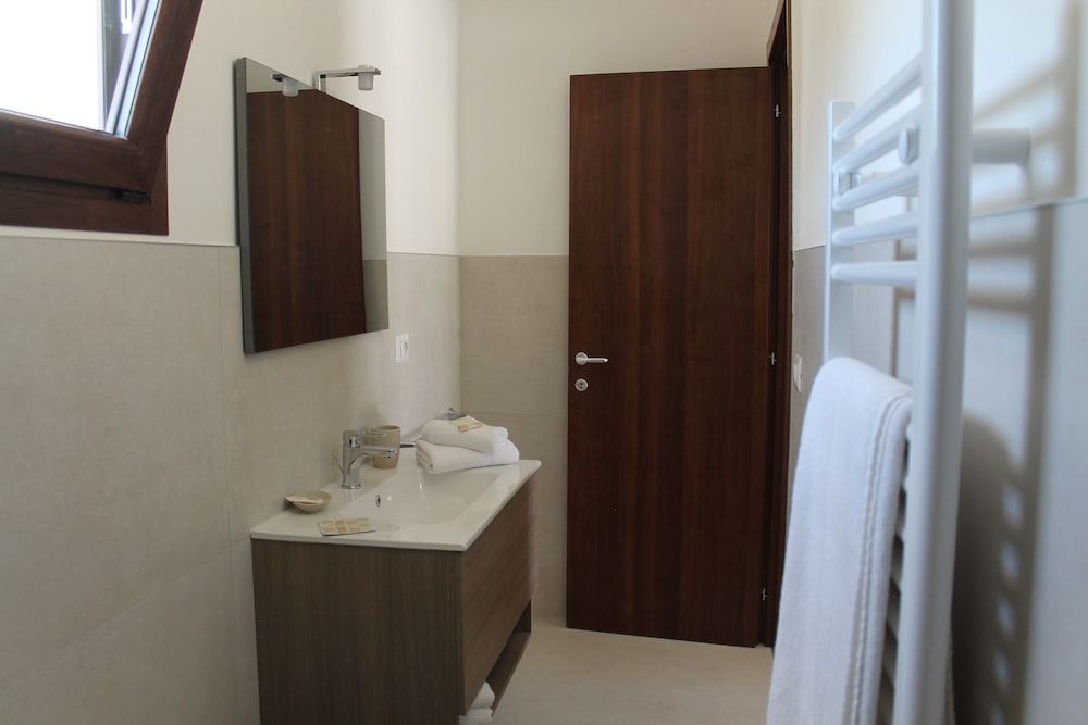 Tenuta Petra Chiara -Apulian Country B&B Classic Double Room, Patio, Garden View 13