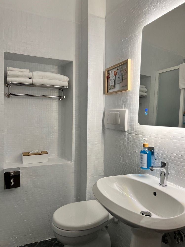 Lerici Charme Classic Double or Twin Room, Courtyard View 4