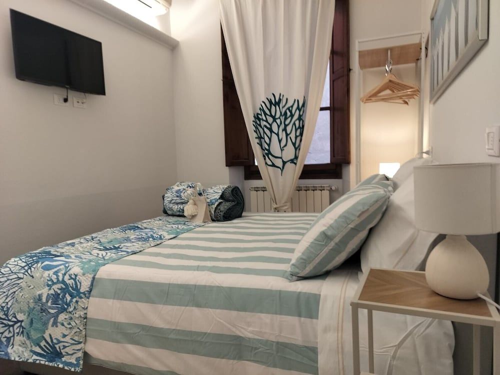 Lerici Charme Classic Double or Twin Room, Courtyard View 2