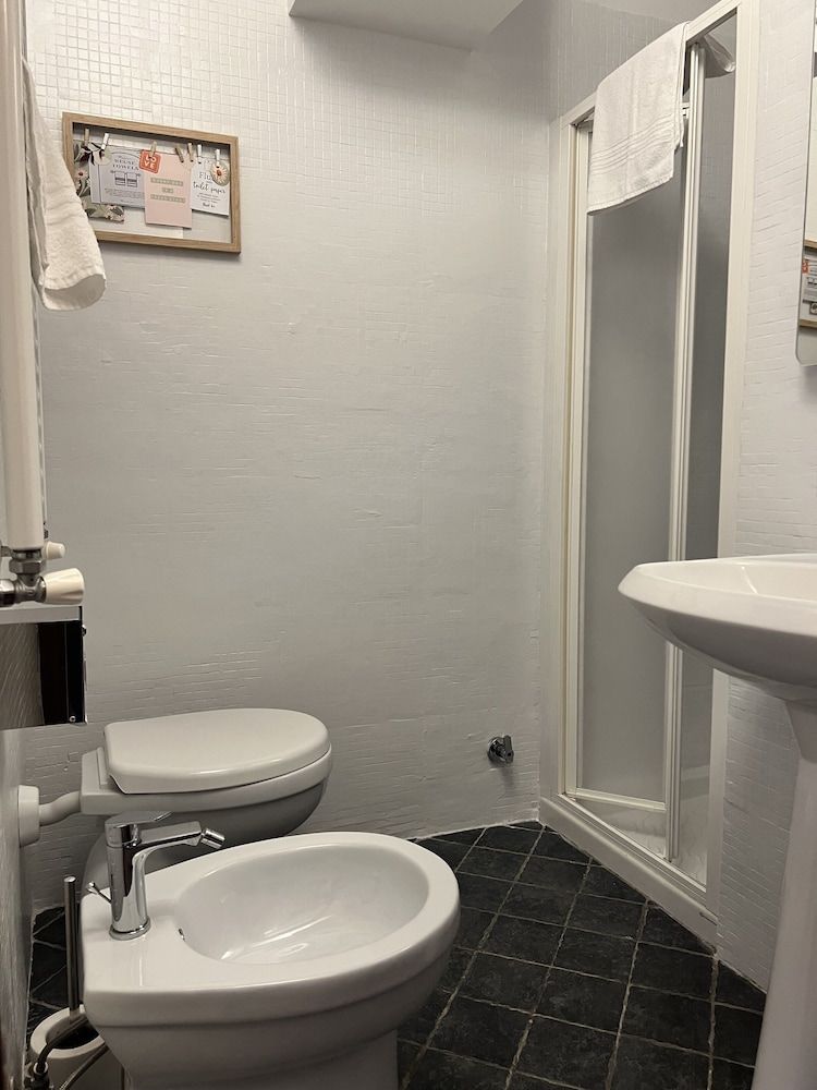 Lerici Charme Junior Room, City View 6