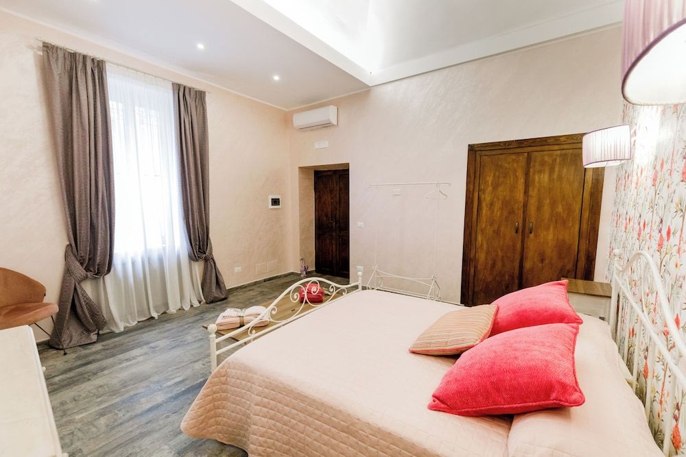 Residenza Carlandi Tivoli Deluxe Suite, City View 2