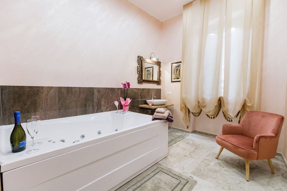 Residenza Carlandi Tivoli Deluxe Suite, City View 7