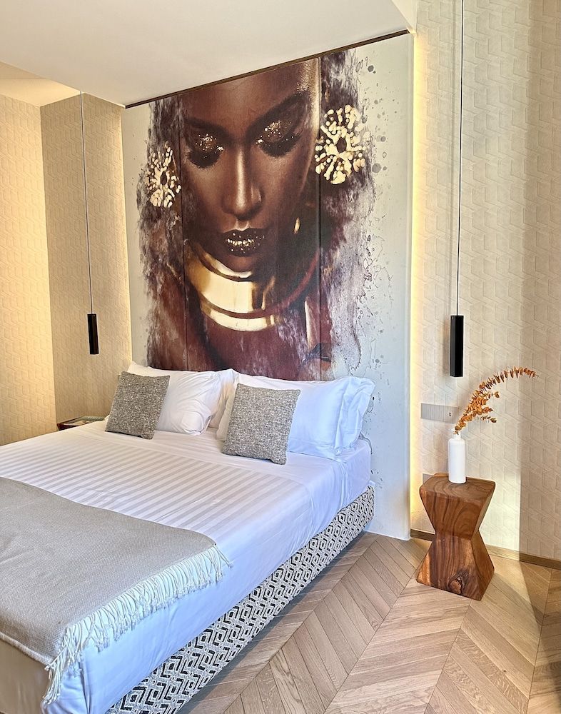 MEALBA HOTEL Suite & Pool Junior Suite, 1 King Bed with Sofa bed 9