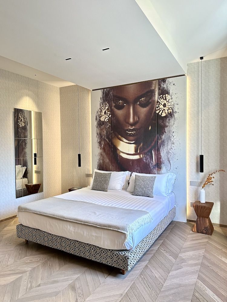 MEALBA HOTEL Suite & Pool Junior Suite, 1 King Bed with Sofa bed 4