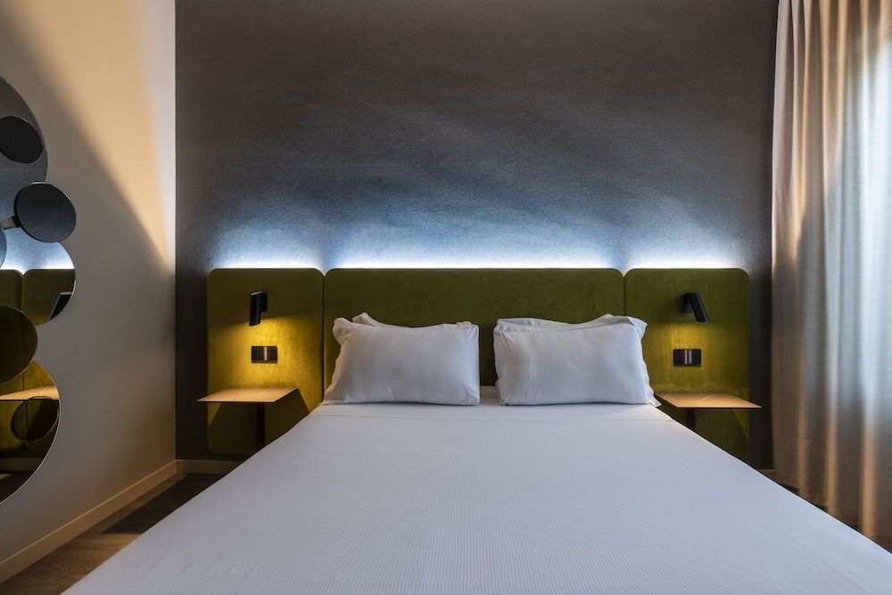 MEALBA HOTEL Suite & Pool Double Room 2