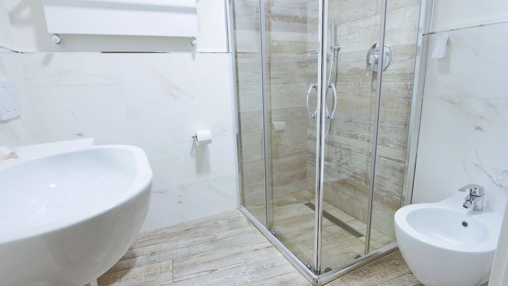 Affittacamere Brenna Family Apartment 27