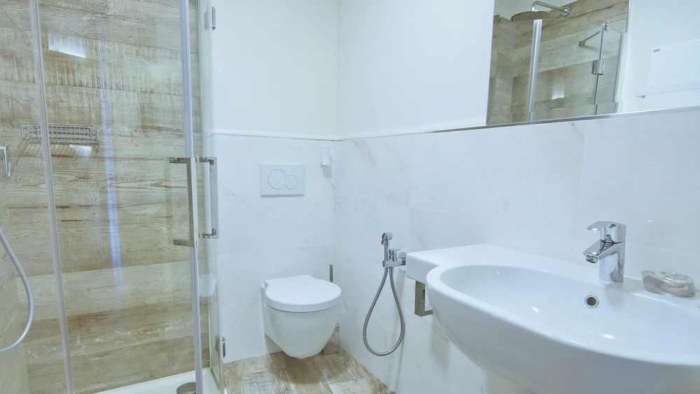 Affittacamere Brenna Family Apartment 18