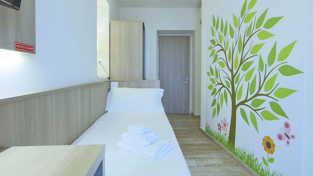 Affittacamere Brenna Family Apartment 3