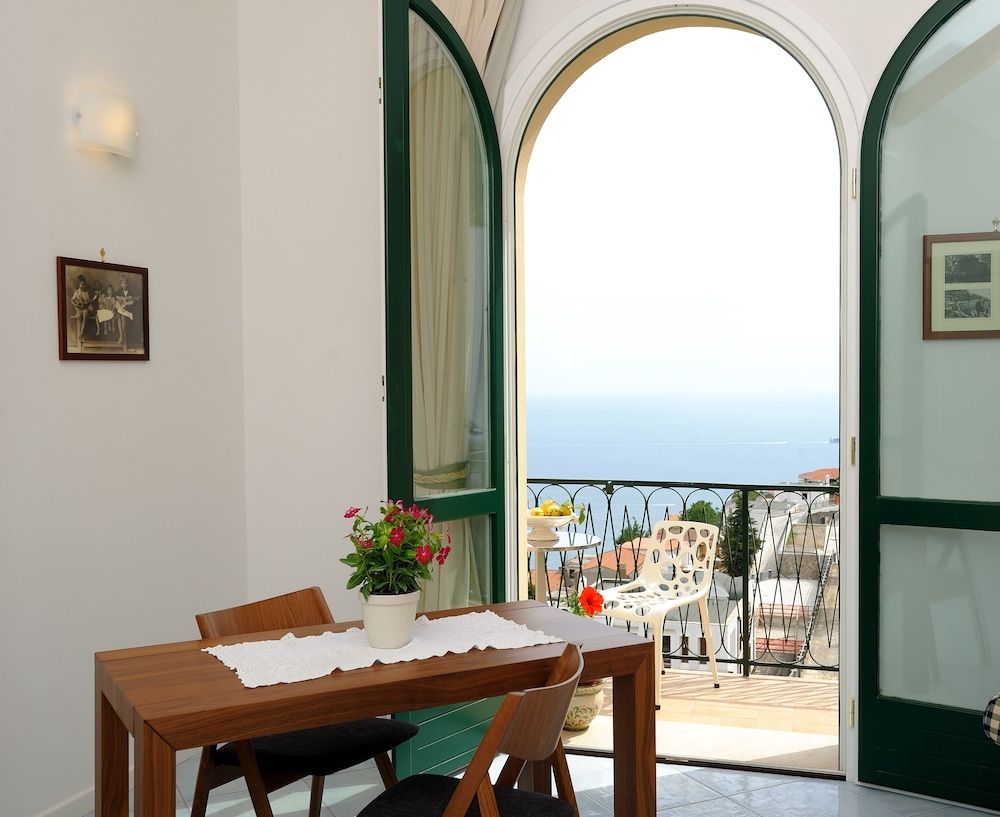 La Dolce Vita Ravello Deluxe Studio, Balcony, Sea View 11