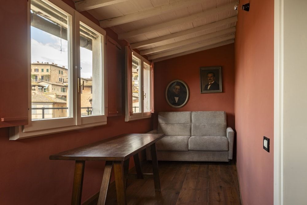 Birbo Bike Hospitality Panoramic Suite, 1 Queen Bed with Sofa bed, City View 4