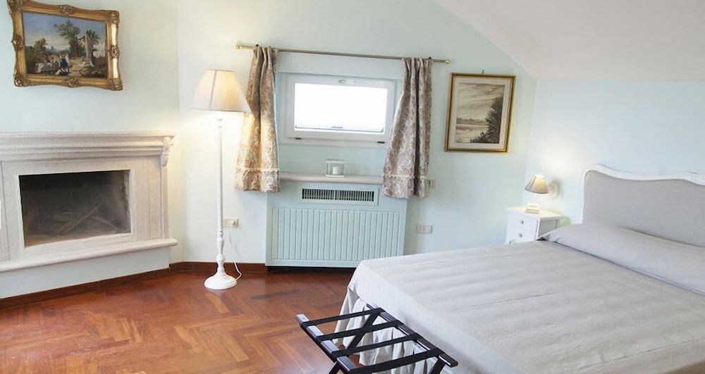 La dolce vista Economy Double Room, Sea View (private bathroom not in room) 3