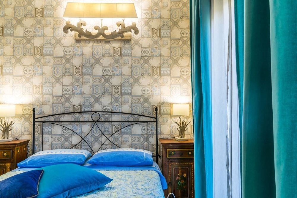 Dea Degli Ulivi House Deluxe Triple Room, Accessible, Hill View 8