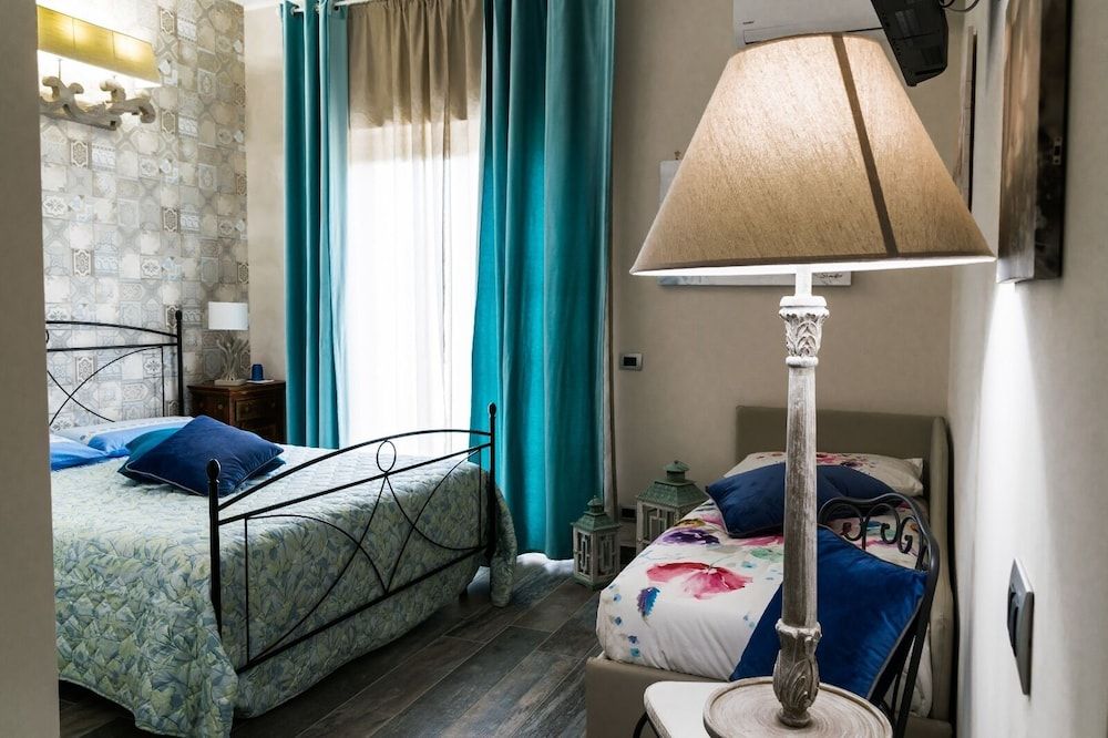 Dea Degli Ulivi House Deluxe Triple Room, Accessible, Hill View 6