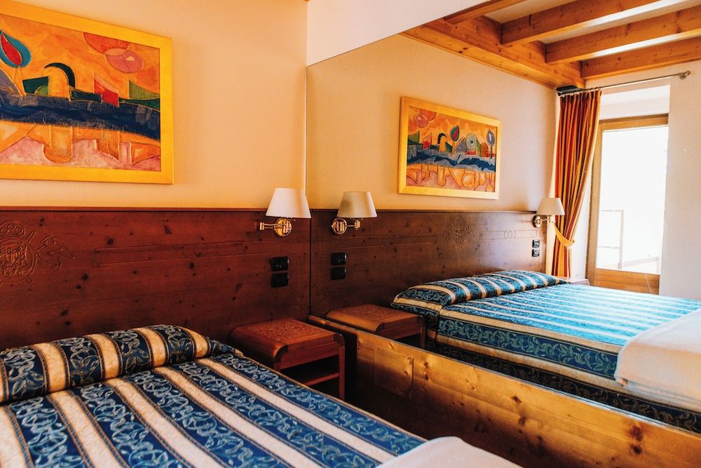 Classic Double or Twin Room, Balcony, Garden View