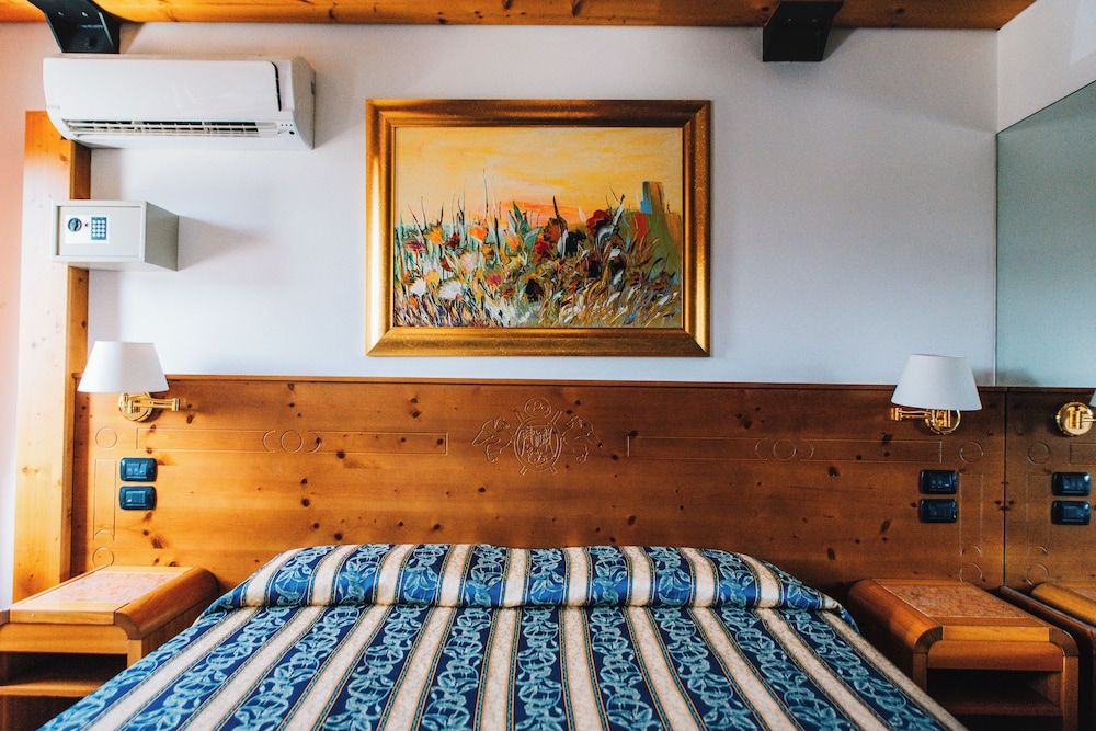 Classic Double or Twin Room, Terrace, Garden View