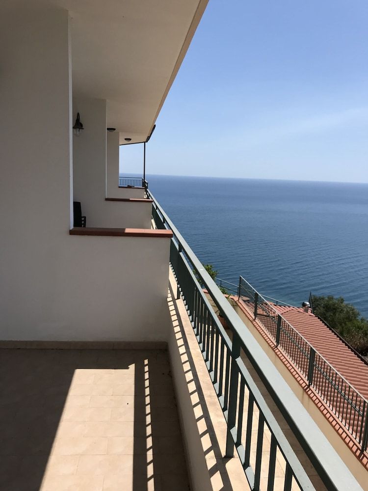 Family Apartment, 2 Bedrooms, Kitchenette, Bay View