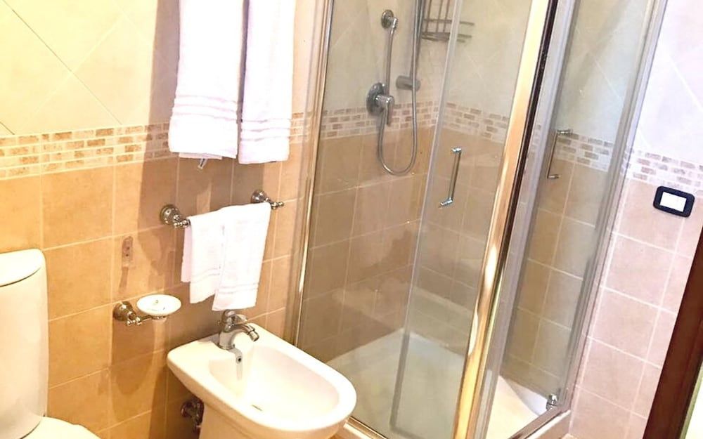 Villa Monte Serra Superior Villa, 6 Bedrooms 23