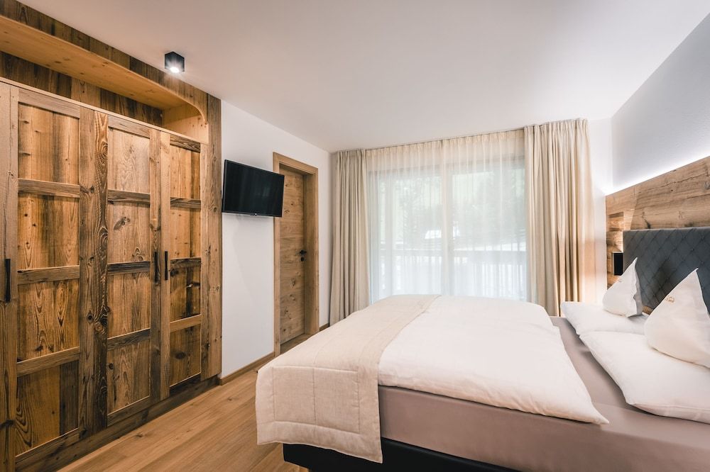 Romantic Apartment, 2 Bedrooms, 2 Bathrooms, Mountain View (Linara Alpina)