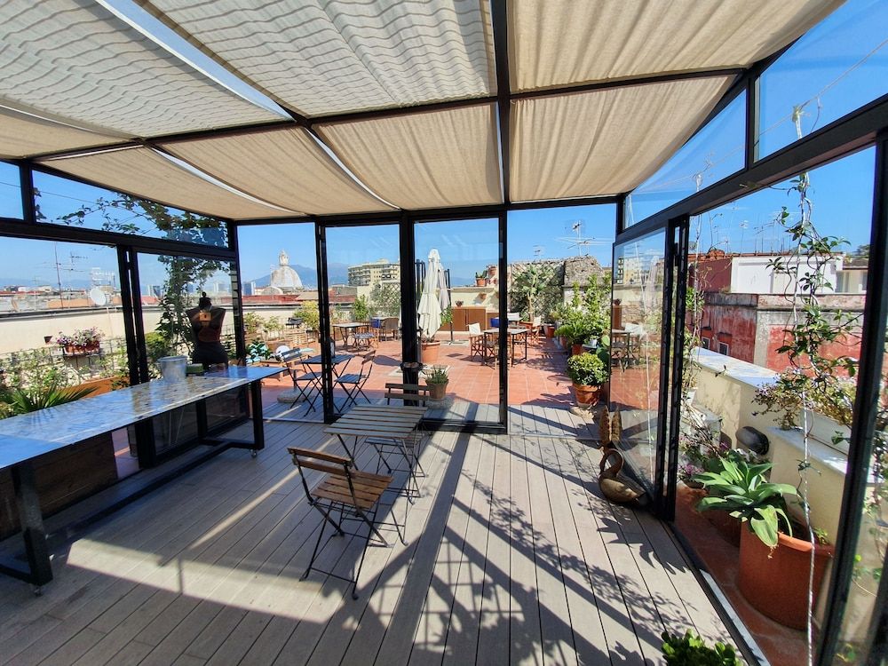Deluxe Room, 1 Queen Bed, Non Smoking, City View
