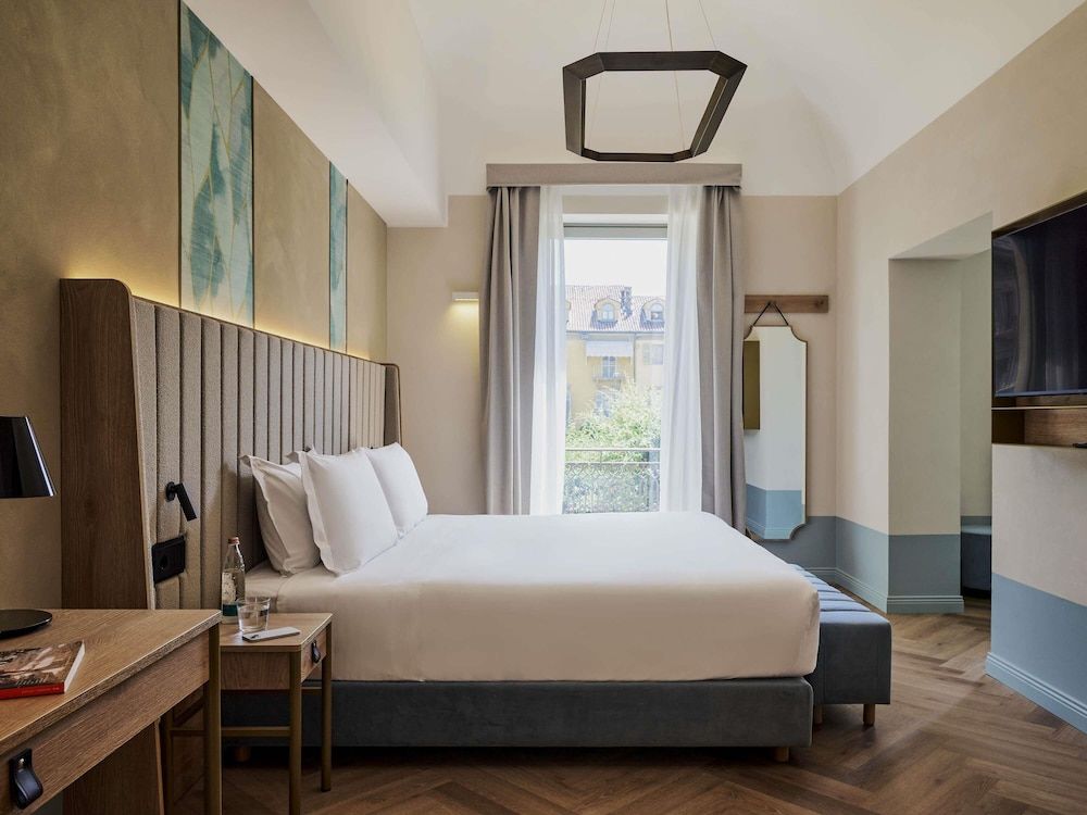 Deluxe Room, 1 King Bed