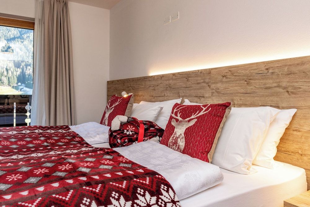 Deluxe Double or Twin Room, Balcony