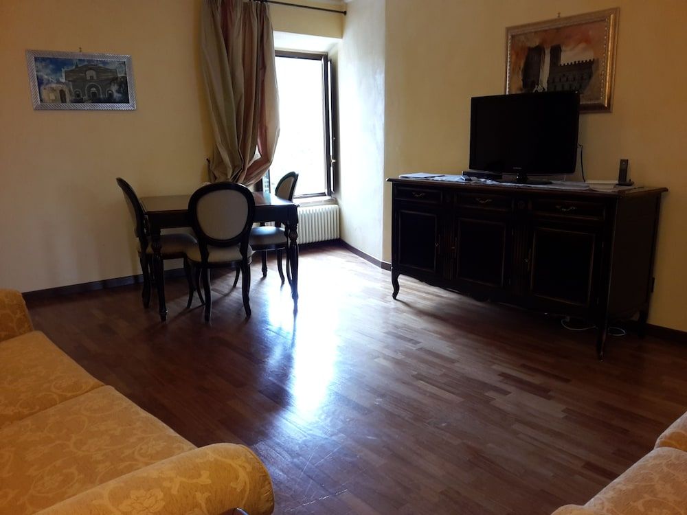 Castello Izzalini Todi Resort Executive Twin Room, 1 Bedroom 8