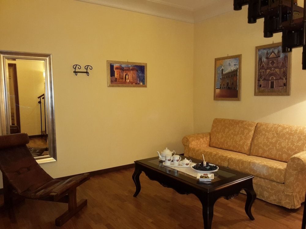 Castello Izzalini Todi Resort Apartment, 2 Bedrooms 13