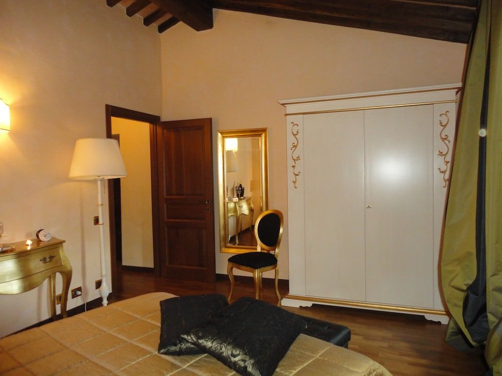 Castello Izzalini Todi Resort Superior Apartment, 2 Bedrooms 9