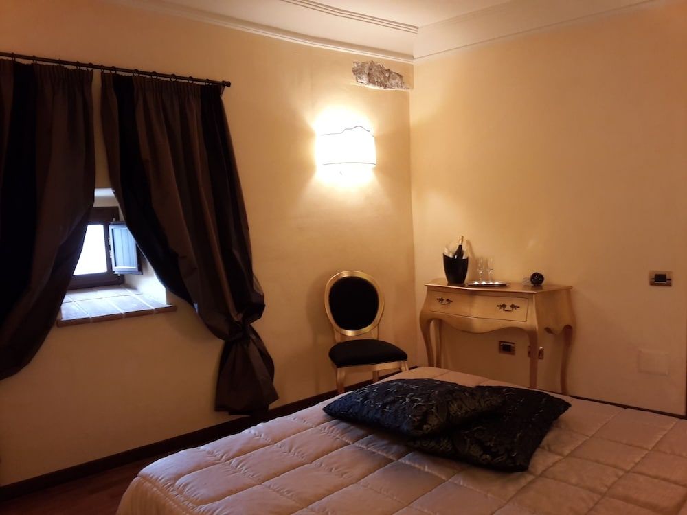 Castello Izzalini Todi Resort Apartment, 2 Bedrooms 15