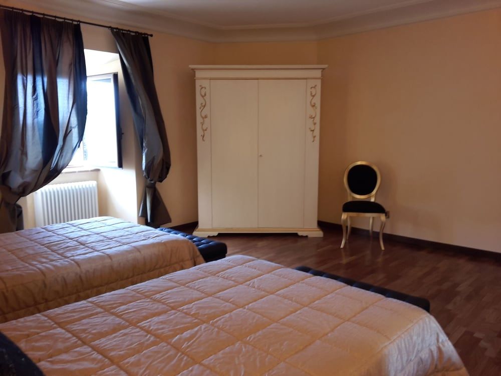 Castello Izzalini Todi Resort Executive Twin Room, 1 Bedroom 3