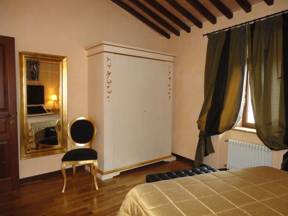 Castello Izzalini Todi Resort Superior Apartment, 2 Bedrooms 7