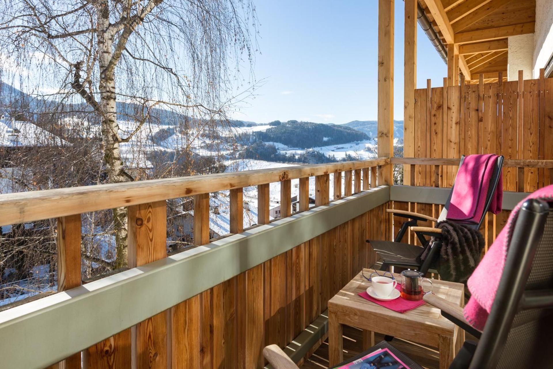 Deluxe Double or Twin Room with Balcony