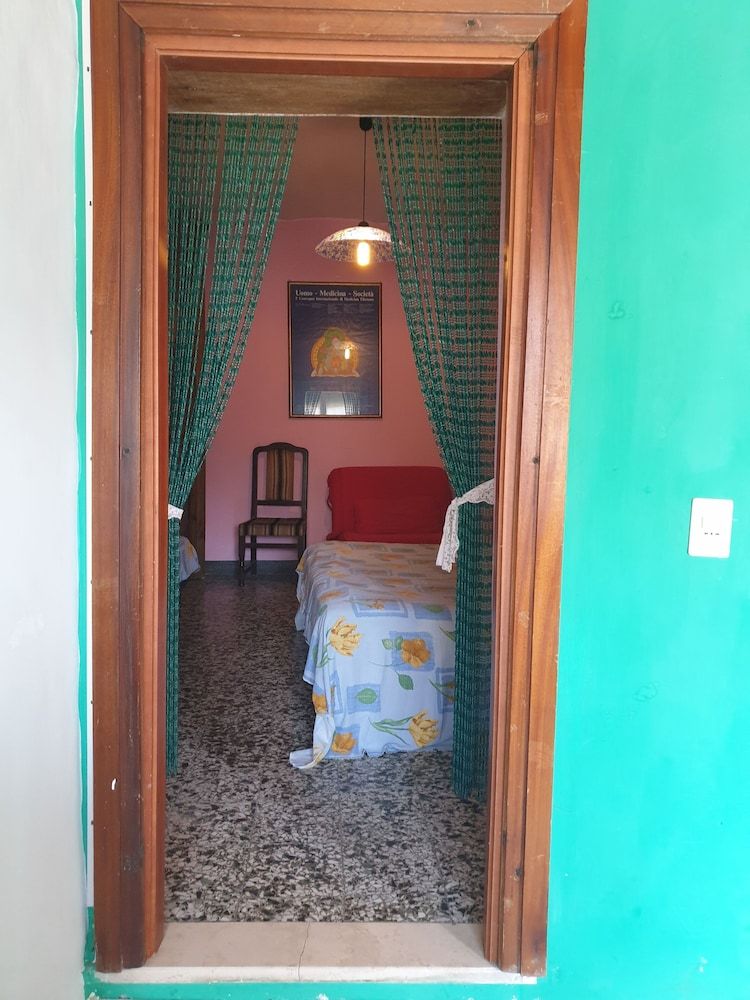 House, 3 Bedrooms, Smoking, Balcony