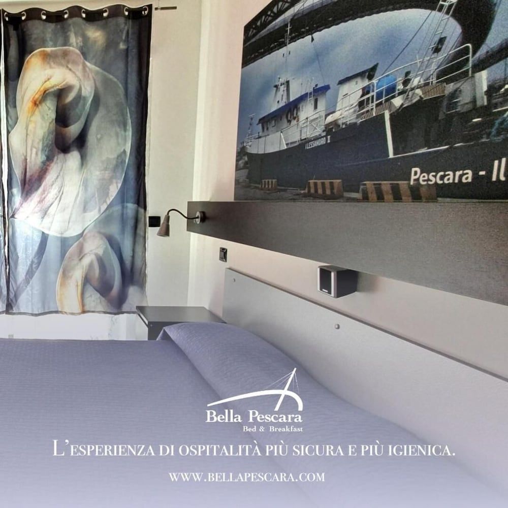 Room in B&B - Bella Pescara B&b - Abruzzo, Italy Room, 1 Bedroom, Balcony 8