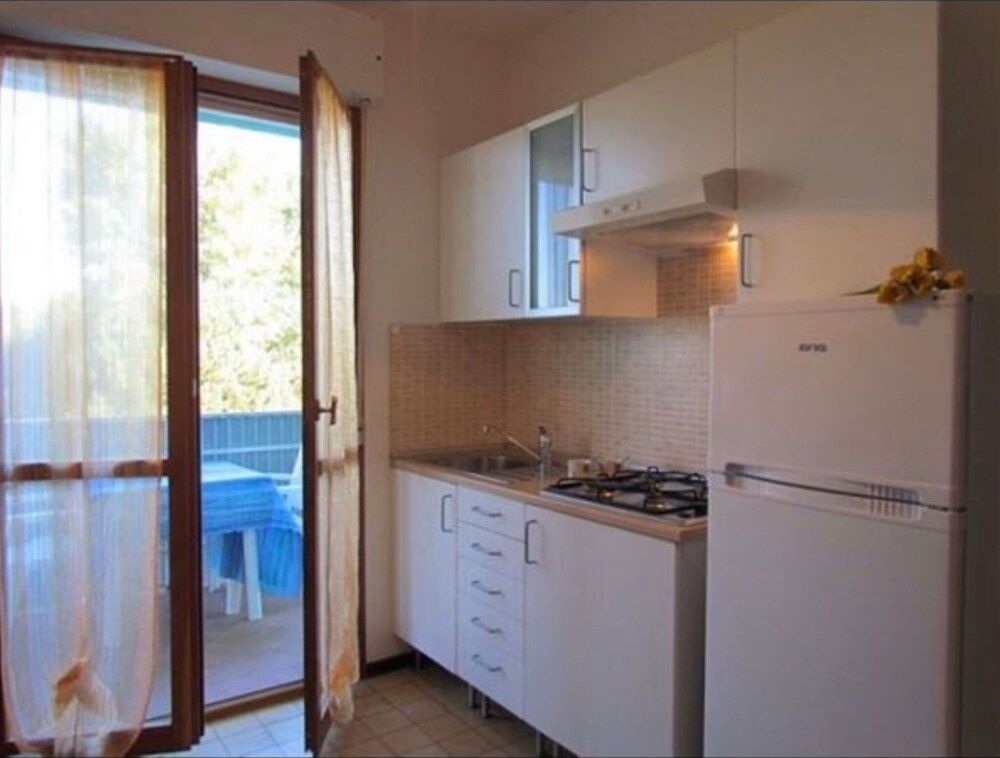 Studio, Multiple Bedrooms, Balcony