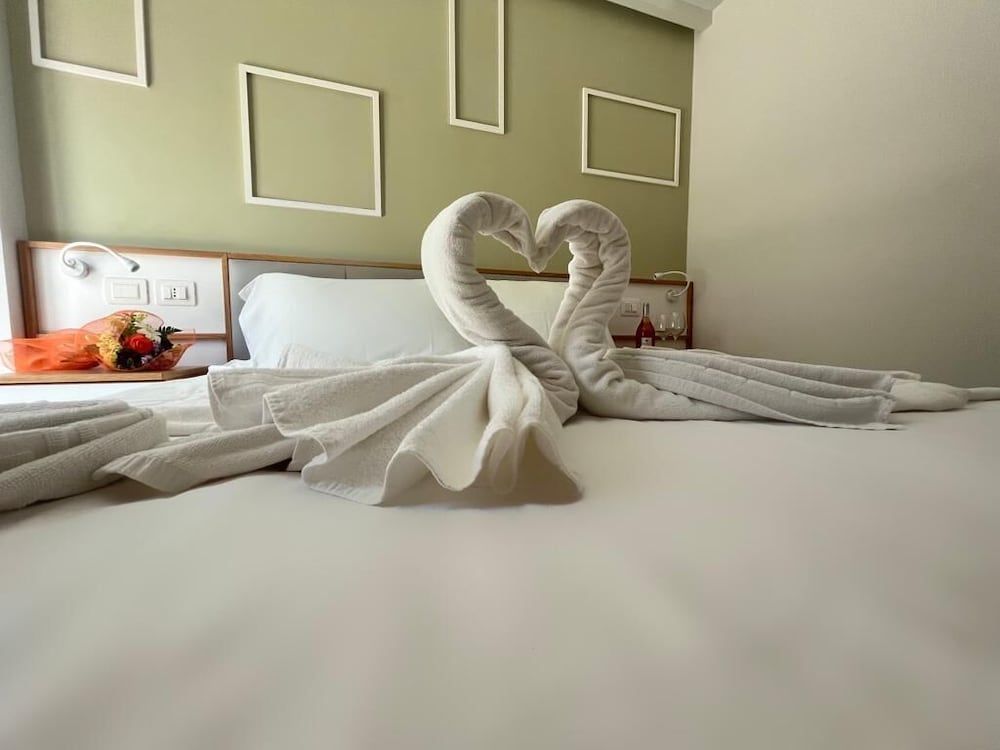 Eliseo Palace Tropea Standard Room 3