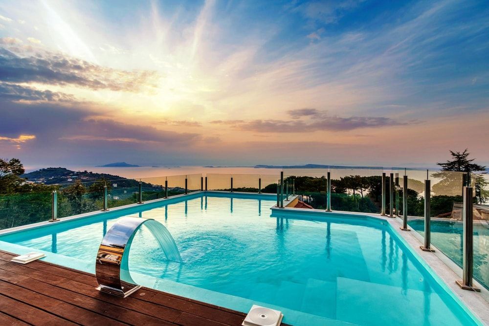 Villa, Smoking