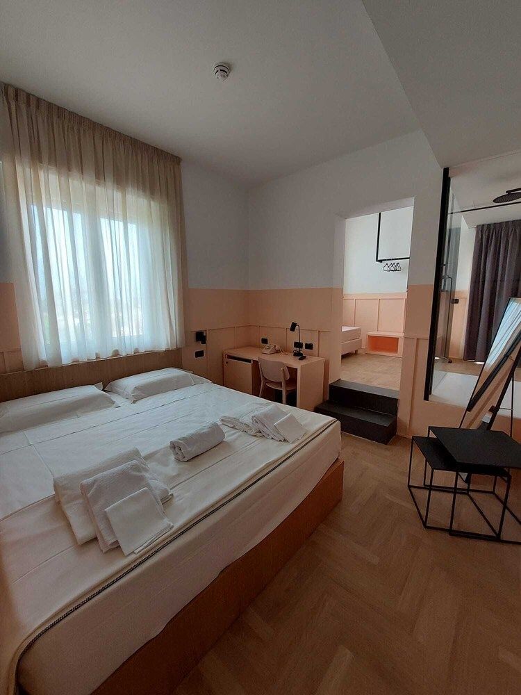 Suite, Terrace