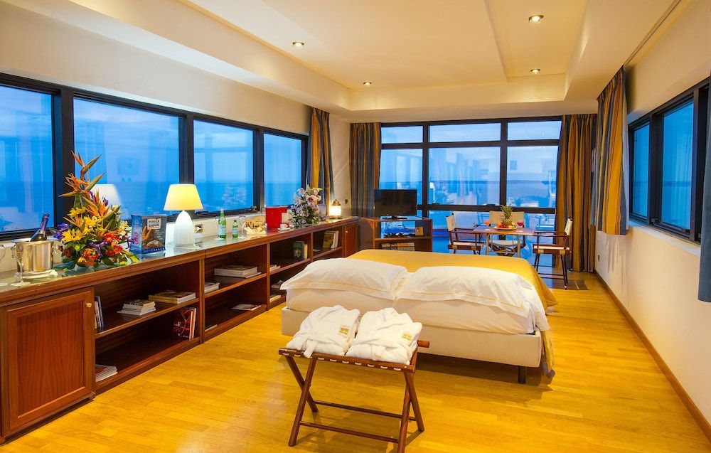 Bellavista Club - Caroli Hotels Executive Suite, Sea View 9