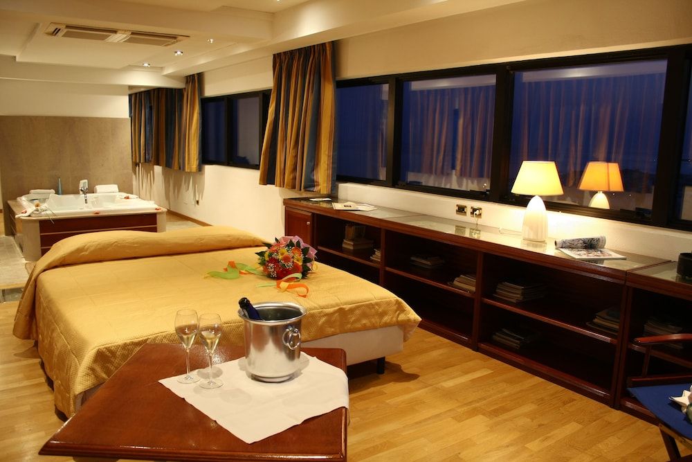 Bellavista Club - Caroli Hotels Executive Suite, Sea View