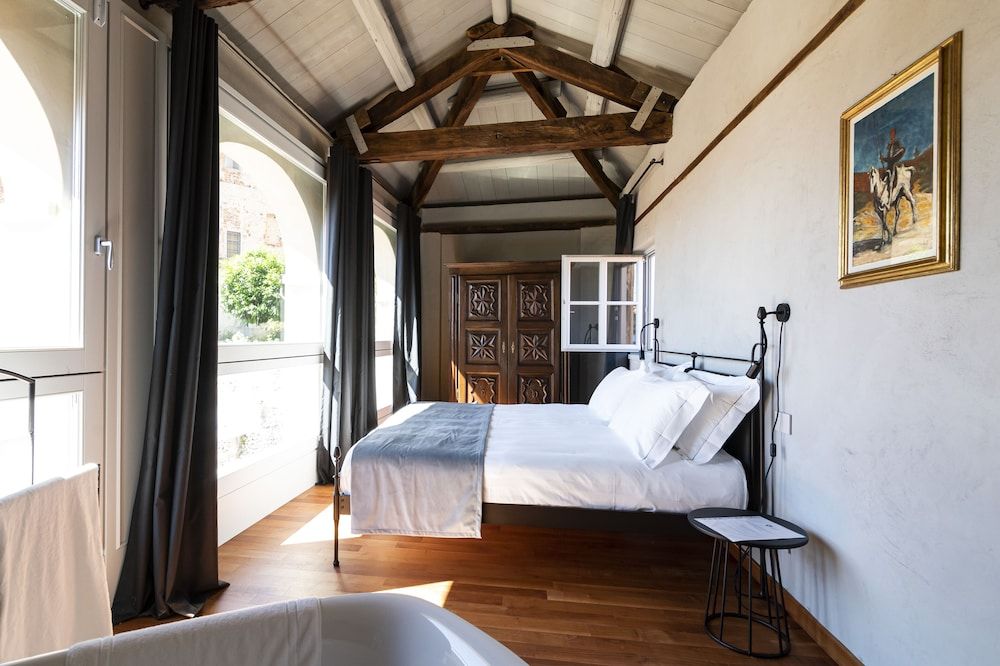 Palazzo Fauzone Relais Don Chisciotte 6