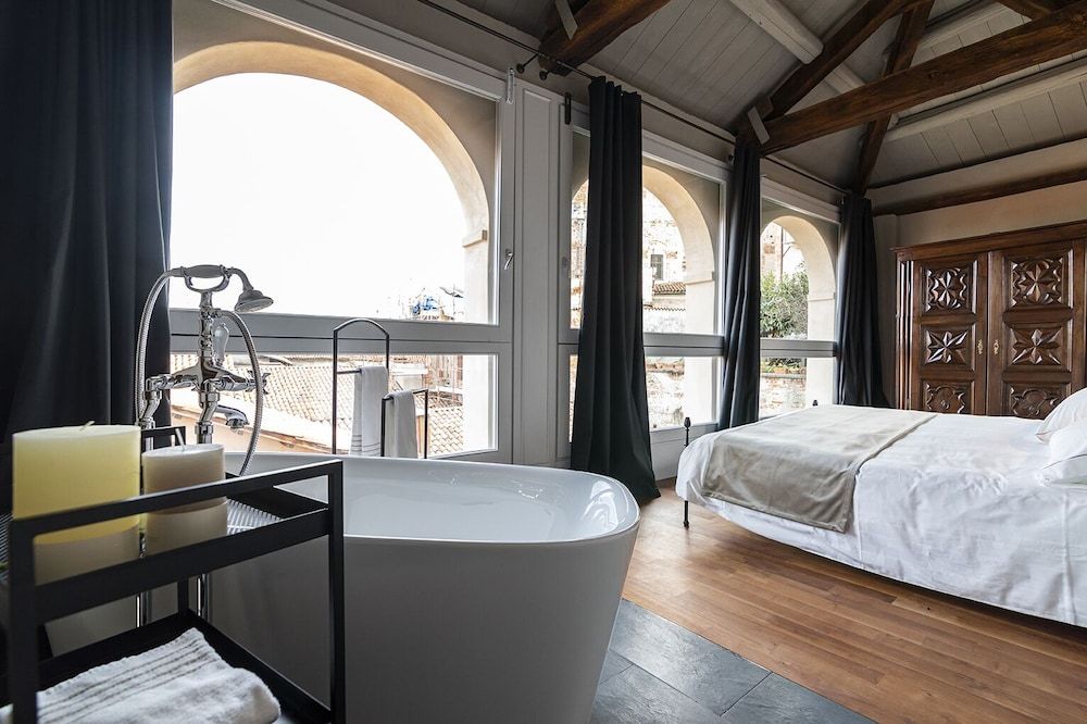 Palazzo Fauzone Relais Don Chisciotte 4