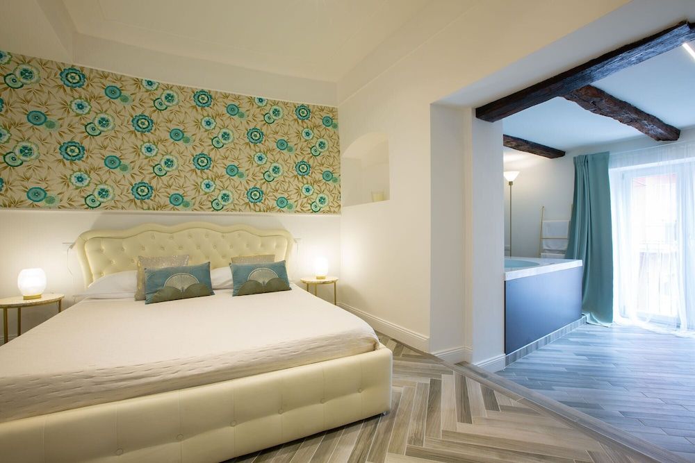 La Terrazza Antica Dimora Luxury Suite 9