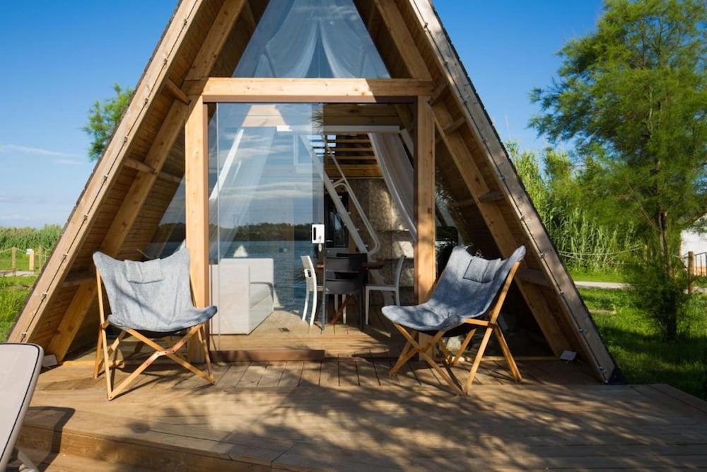 Laghi Nabi Tenda bordo Lago 5