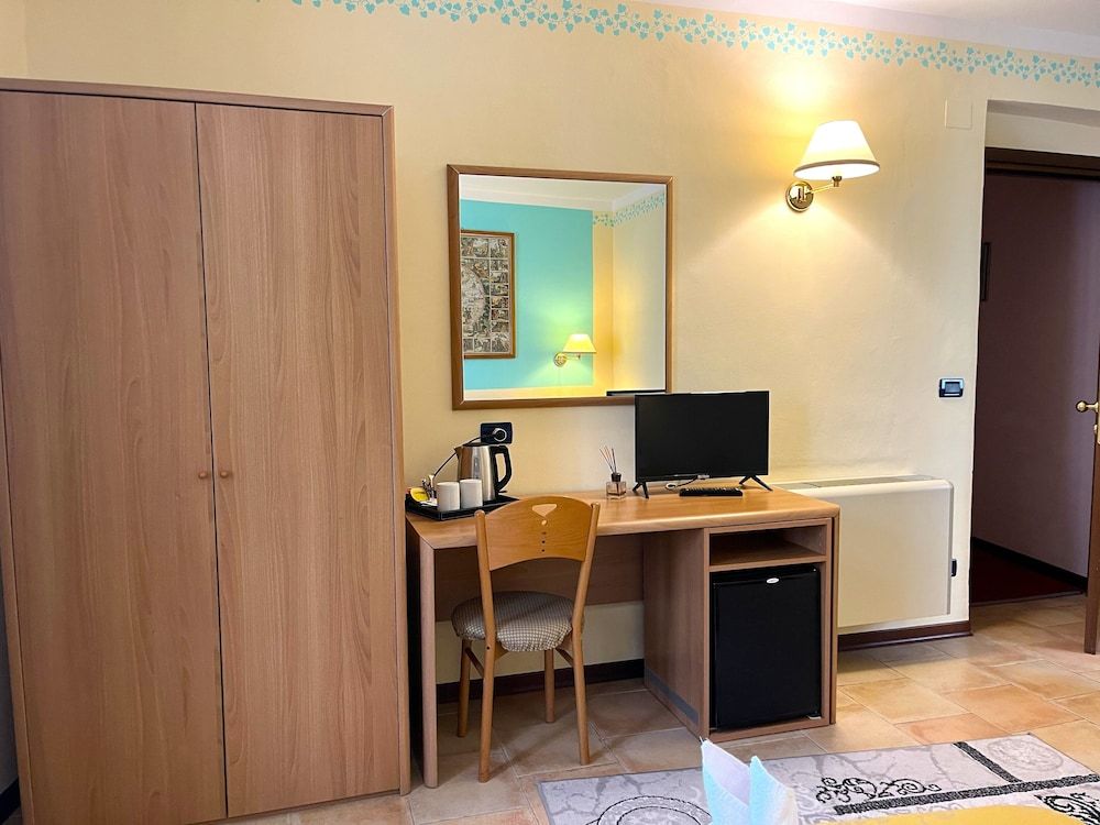 Hotel Susa Double or Twin Room 7