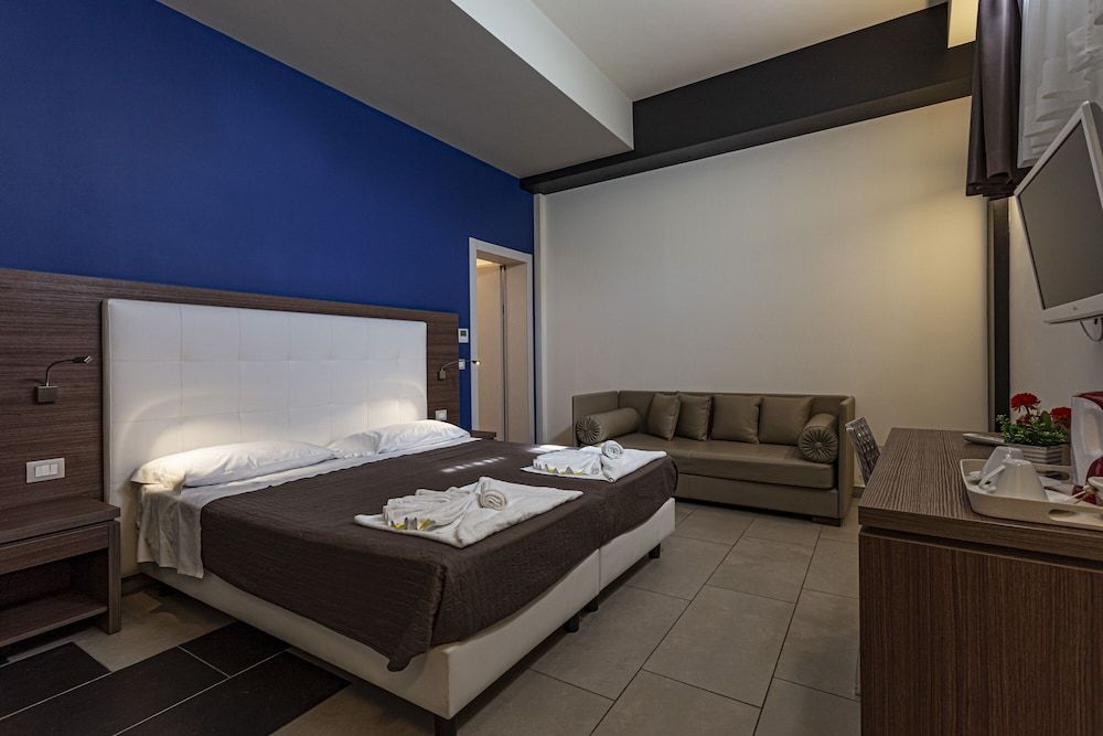 Hotel Don Giovanni 1943 Superior Room 2