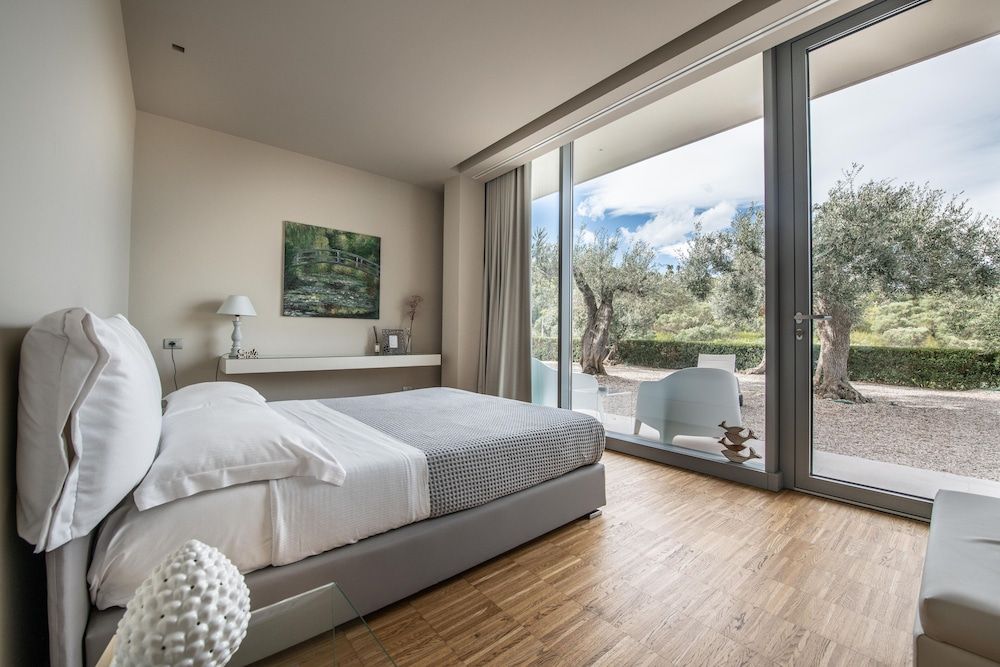 Superior Double Room, Partial Sea View